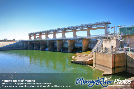 Yarrawonga Weir, Victoria