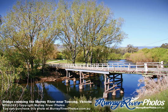 Bridge crossing the Murray River near Towong, Victoria