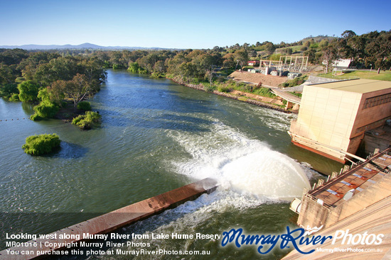 Looking west along Murray River from Lake Hume Reservoir