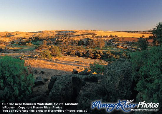 Sunrise near Mannum Waterfalls, South Australia