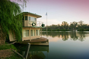 Mildura, Paddle steamers, Paddle boats, Reflections, Murray River